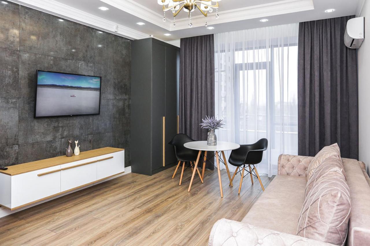 Double Skyhouse Exclusive Apartments Chisinau Exterior foto