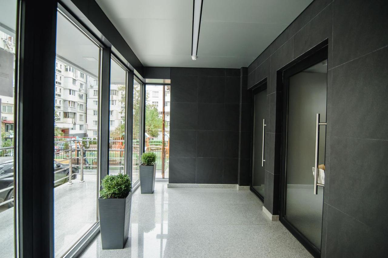 Double Skyhouse Exclusive Apartments Chisinau Exterior foto