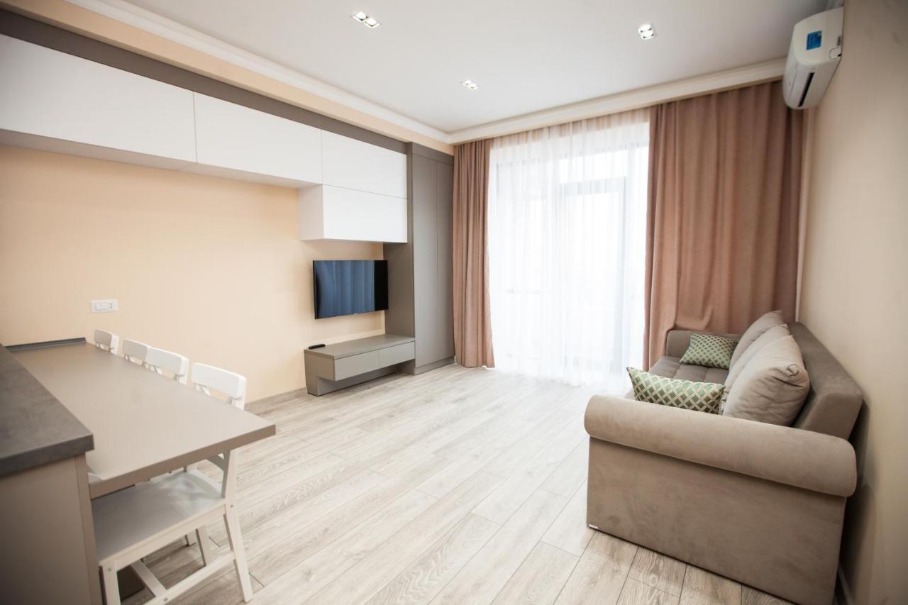 Double Skyhouse Exclusive Apartments Chisinau Exterior foto