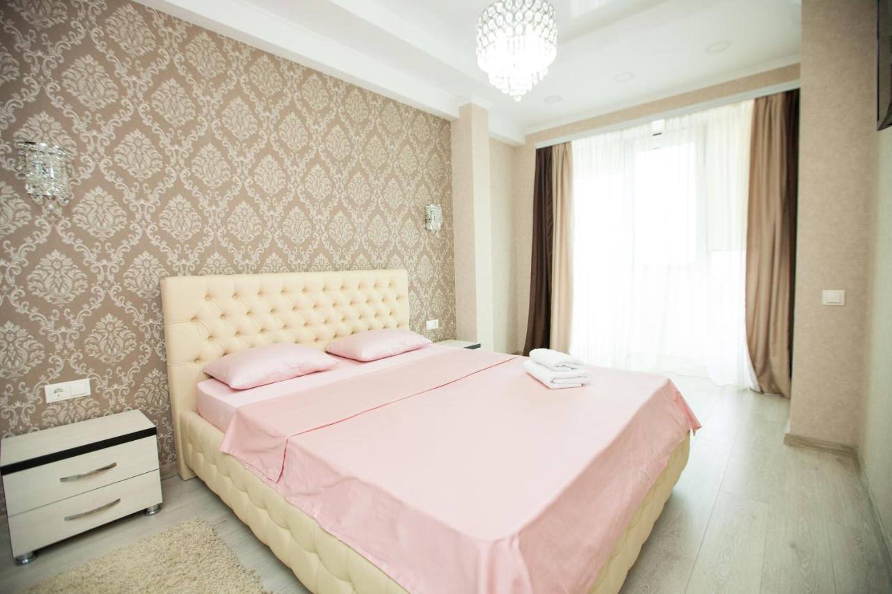 Double Skyhouse Exclusive Apartments Chisinau Exterior foto