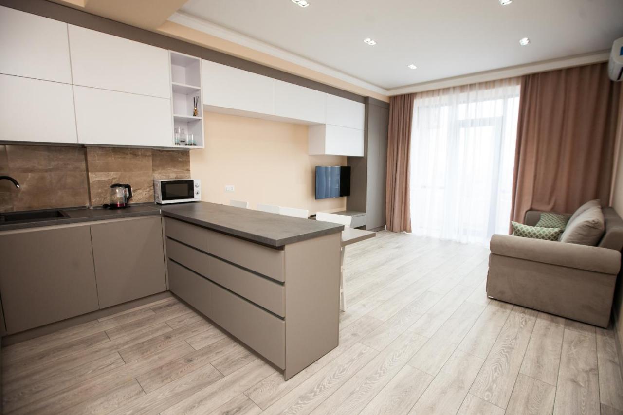 Double Skyhouse Exclusive Apartments Chisinau Exterior foto