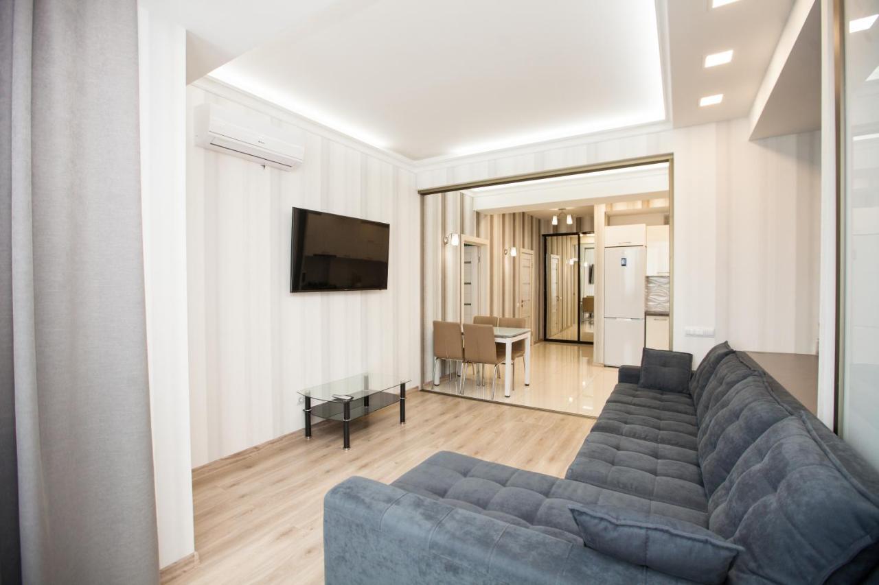 Double Skyhouse Exclusive Apartments Chisinau Exterior foto