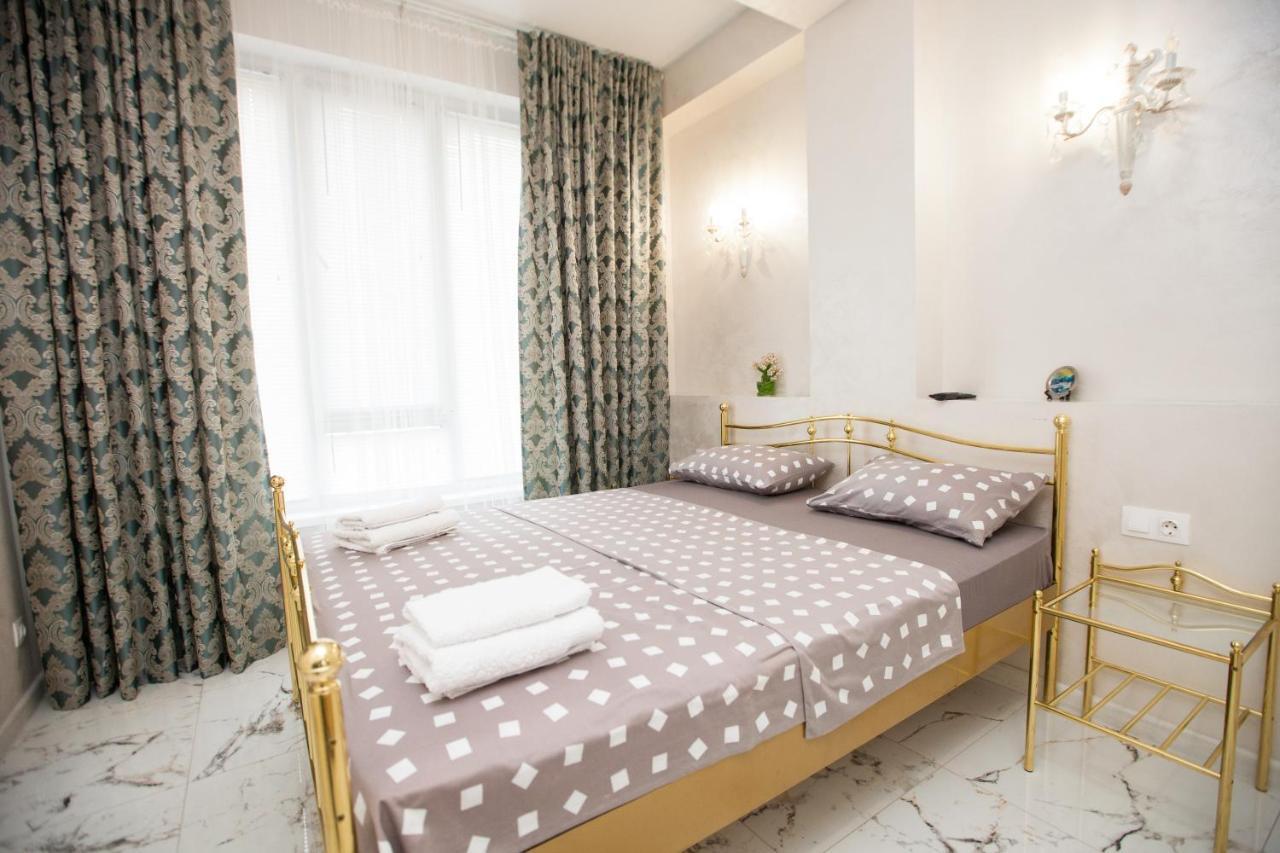 Double Skyhouse Exclusive Apartments Chisinau Exterior foto
